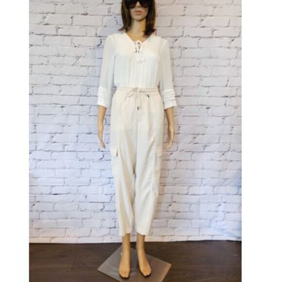 BR SPORT, Cream coloured wide leg performance cargo pant - Picture 5 of 15